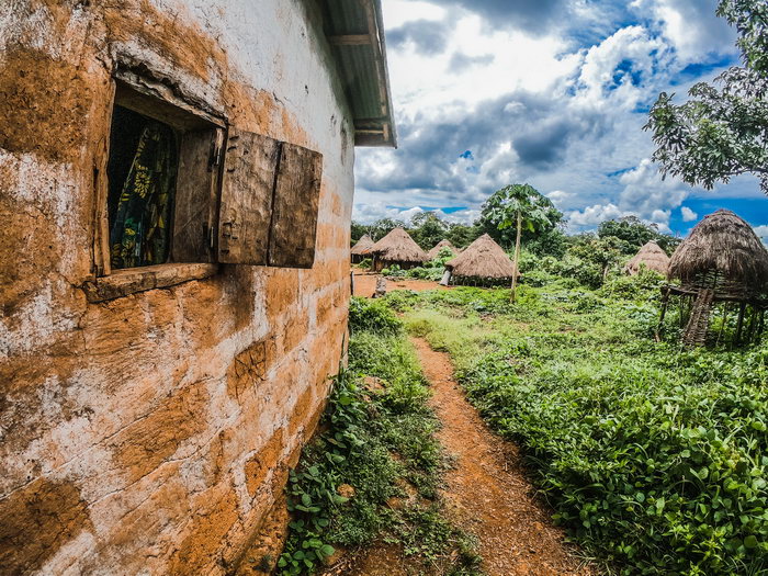 Tanene (Guinea) © One Man Wolf Pack