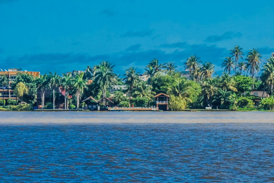 Abidjan (Ivory Coast) © One Man Wolf Pack