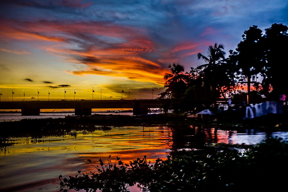 Abidjan (Ivory Coast) © One Man Wolf Pack