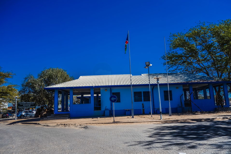 Buitepos (Namibia) © One Man Wolf Pack