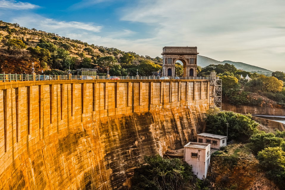Hartbeespoort Dam (South Africa) © One Man Wolf Pack