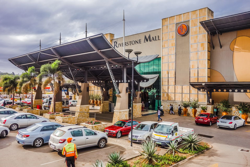 Manzini (Swaziland) © One Man Wolf Pack
