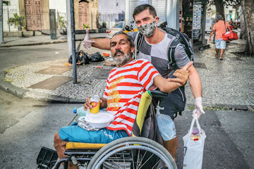 Miroslaw Wawak supporting the Homeless of Rio during COVID-19 pandemic | May 5, 2020