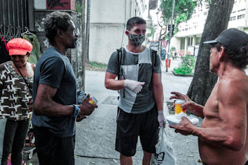 Miroslaw Wawak supporting the Homeless of Rio during COVID-19 pandemic | May 5, 2020