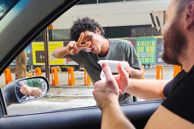 Miroslaw Wawak supporting the Homeless of Rio on Good Friday | April 18, 2025