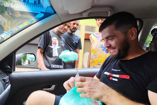 Miroslaw Wawak supporting the Homeless of Rio on Good Friday | April 18, 2025
