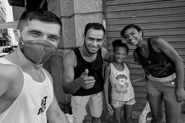 Miroslaw Wawak supporting the Homeless of Rio during COVID-19 pandemic | Easter 2021